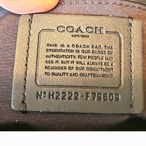 Coach Brown Signature  Gallery Tote  79608 Price firm - Picture 4 of 7